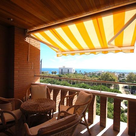 Lets Holidays Apartment Sea Views In Barcelona Room photo